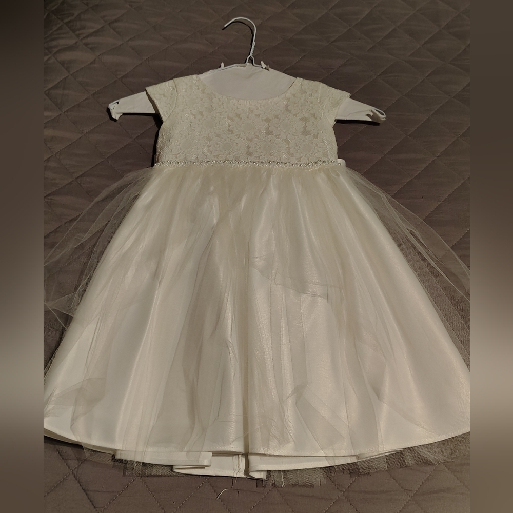 Flower Girl White Lace & Tulle Party Dress     Made In USA